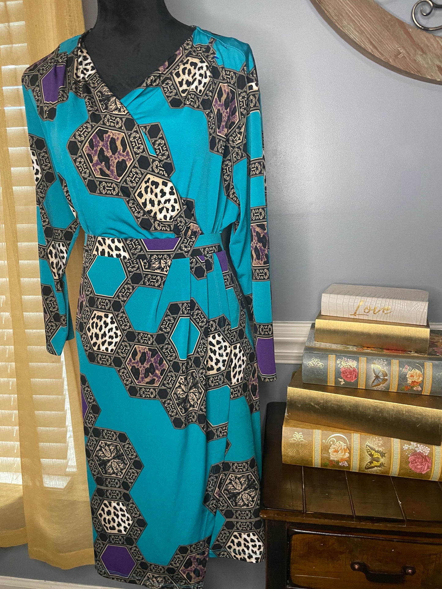 Jaclyn Smith 2 piece Skirt Set