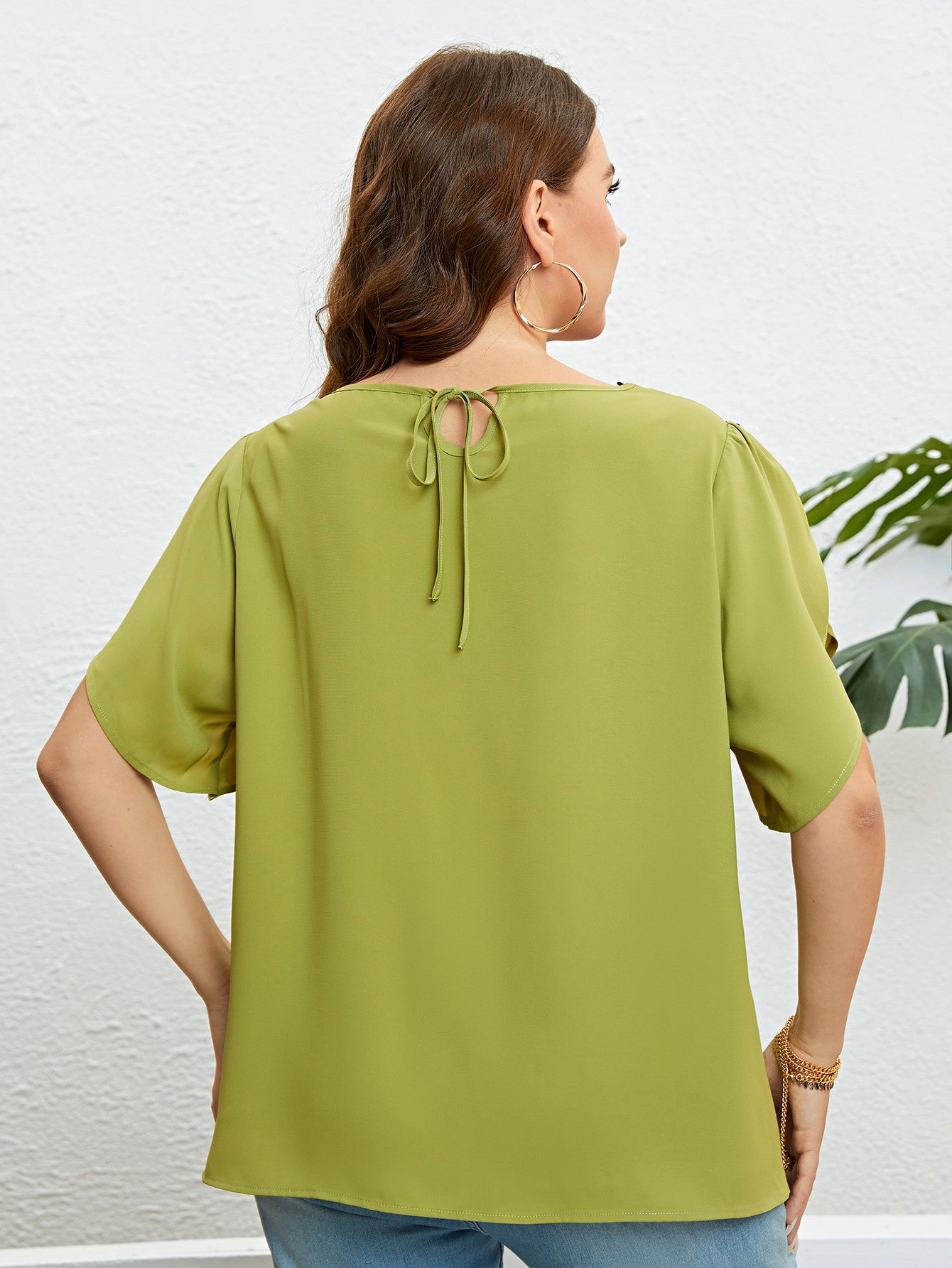 Contrast Spliced Lace Petal Sleeve Blouse