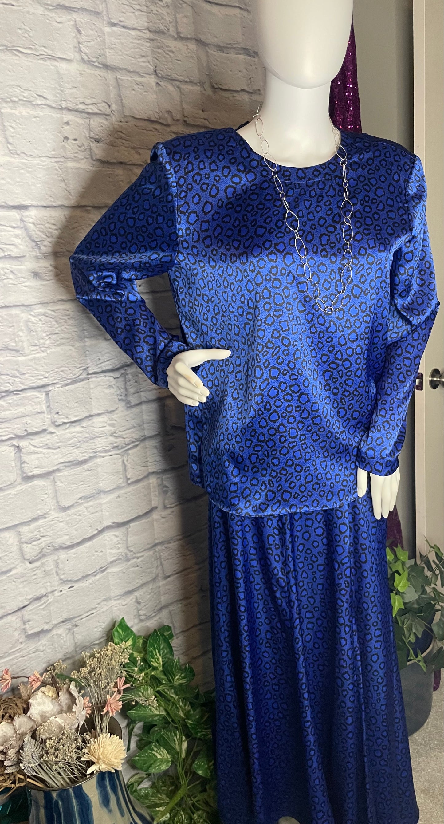 Vintage Sasson 2-piece Leopard Skirt Set (Blazer not included)