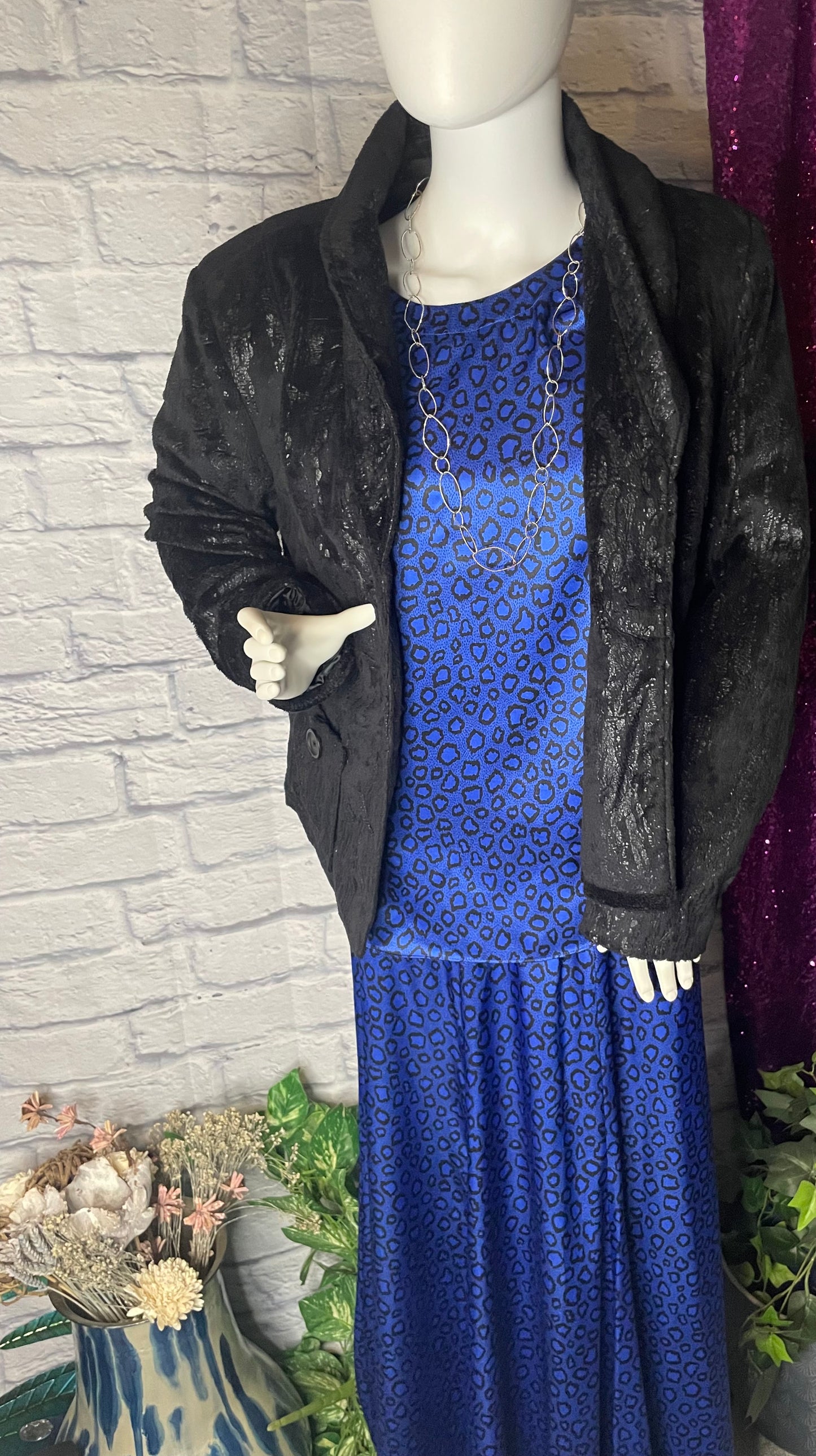 Vintage Sasson 2-piece Leopard Skirt Set (Blazer not included)